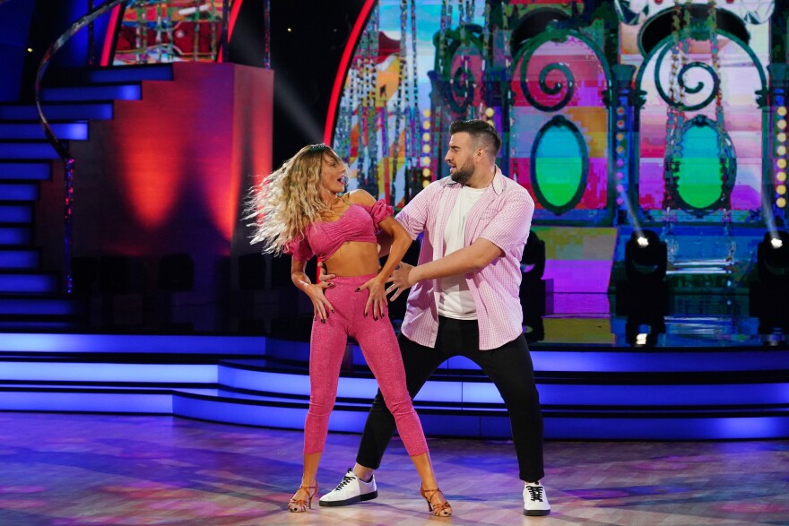 Όλα όσα συνέβησαν στο χθεσινό live του Dancing With The Stars - Το ζευγάρι που ενθουσίασε τους κριτές 