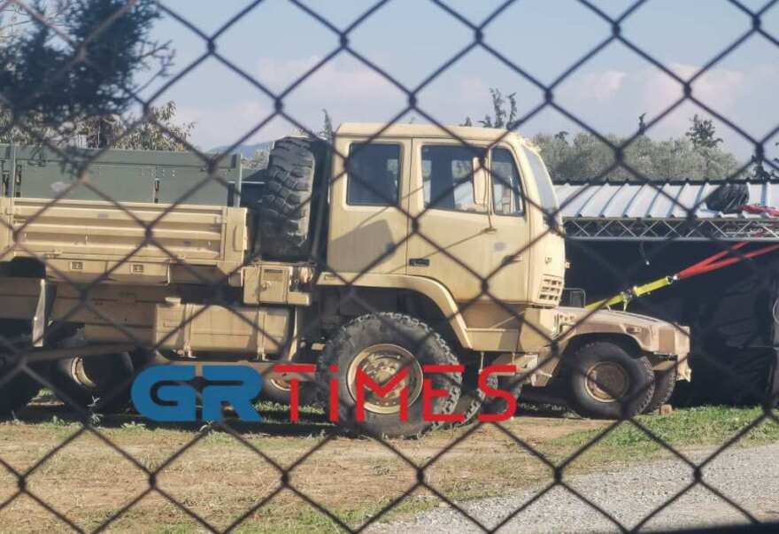 Στήνονται τα σκηνικά για τους «Αναλώσιμους 4» στη Θεσσαλονίκη - Δείτε βίντεο και φωτογραφίες