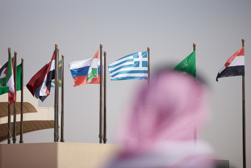 Η συνάντηση Μητσοτάκη - Μοχάμεντ μπιν Σαλμάν: «Έχουμε 5 δισ. ευρώ για εσάς - Πού θέλετε να τα επενδύσουμε;»