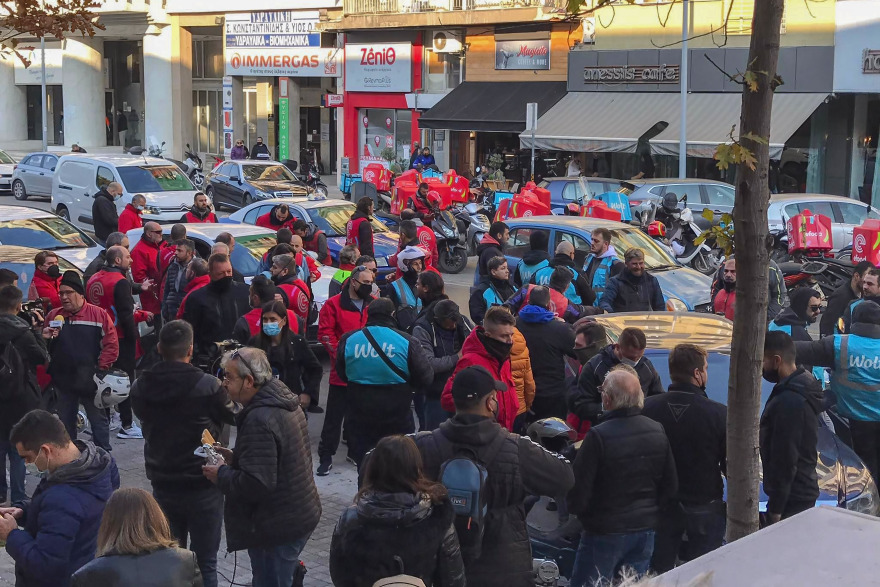Τροχαίο στη Θεσσαλονίκη: Αλβανικής καταγωγής χωρίς δίπλωμα ο 21χρονος που σκότωσε τον ντελιβερά