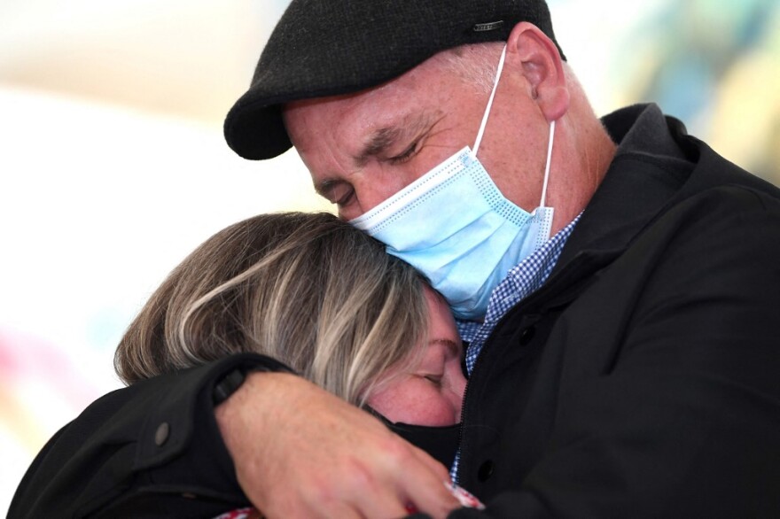 Αυστραλία: Άνοιξαν ξανά τα σύνορα μετά από σχεδόν 600 μέρες απομόνωσης - Συγκινητικές εικόνες