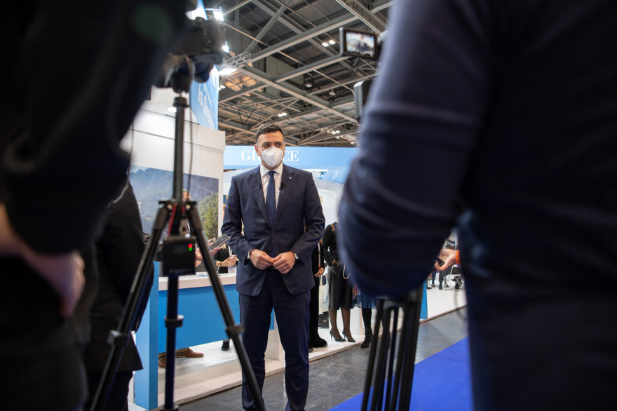 Αυξάνονται κατά 600.000 οι αεροπορικές θέσεις σε ελληνικούς προορισμούς το 2022