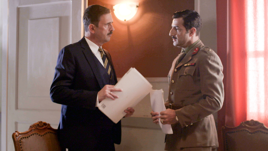 «Άγριες Μέλισσες»: Στο αποψινό επεισόδιο της σειράς η Γαλάτεια μεταφέρει μια ανησυχητική εξέλιξη στον Ακύλα