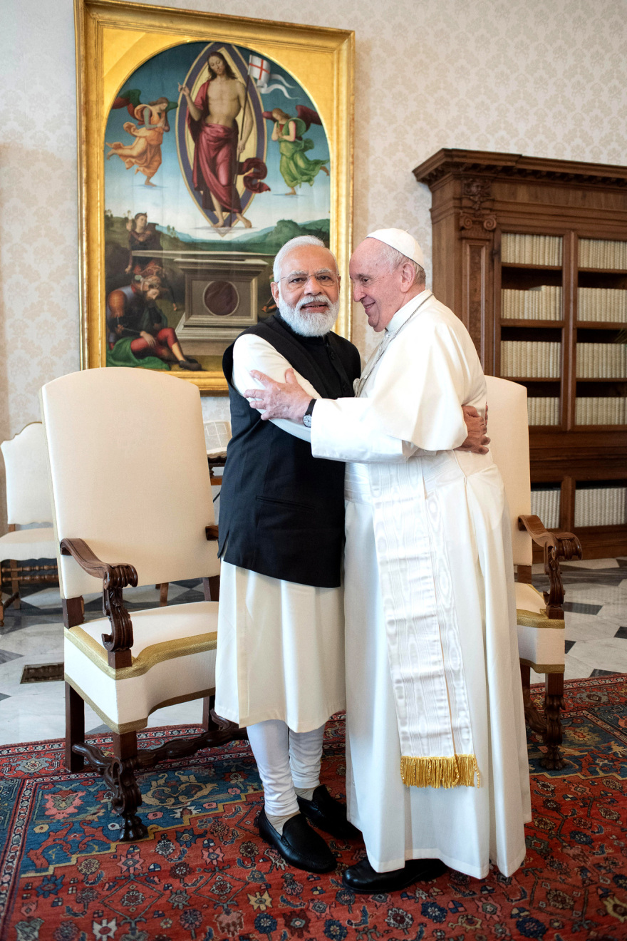 O... αγκαλίτσας της Συνόδου Κορυφής του ΟΗΕ για το Κλίμα έφερε σε αμηχανία τον Αντόνιο Γκουτέρες