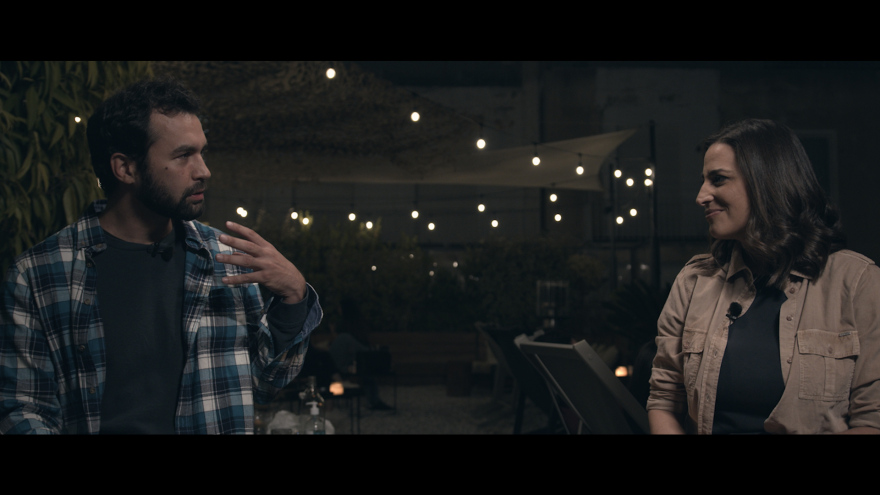 Η Αγγελική Νικολούλη φωτίζει τη δική της προσωπική ιστορία στο Mega Stories