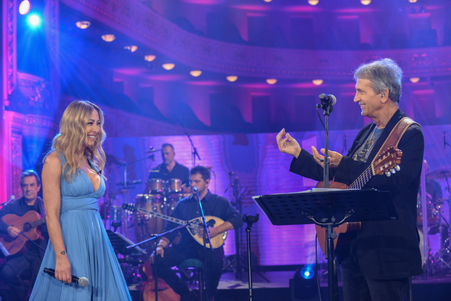 Ο Γιώργος Νταλάρας στο «Σπίτι με το MEGA»