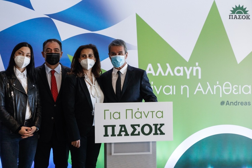 Λοβέρδος: Στις 5 Δεκεμβρίου το ΠΑΣΟΚ ξαναγεννιέται