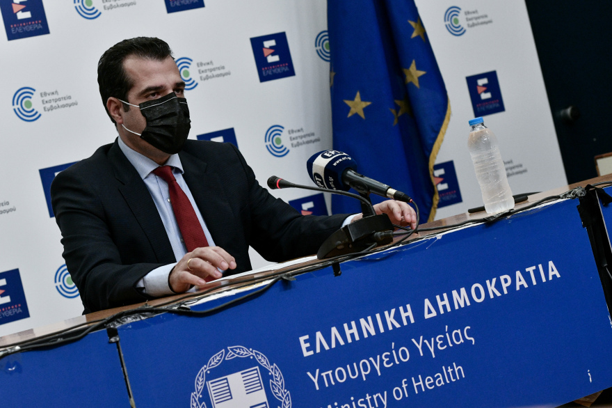 Κορωνοϊός: Μέτρα από το Σάββατο και ενίσχυση του ΕΣΥ - Βαρύ «φορτίο» με 12.000 κρούσματα και 700 εισαγωγές σε 48 ώρες