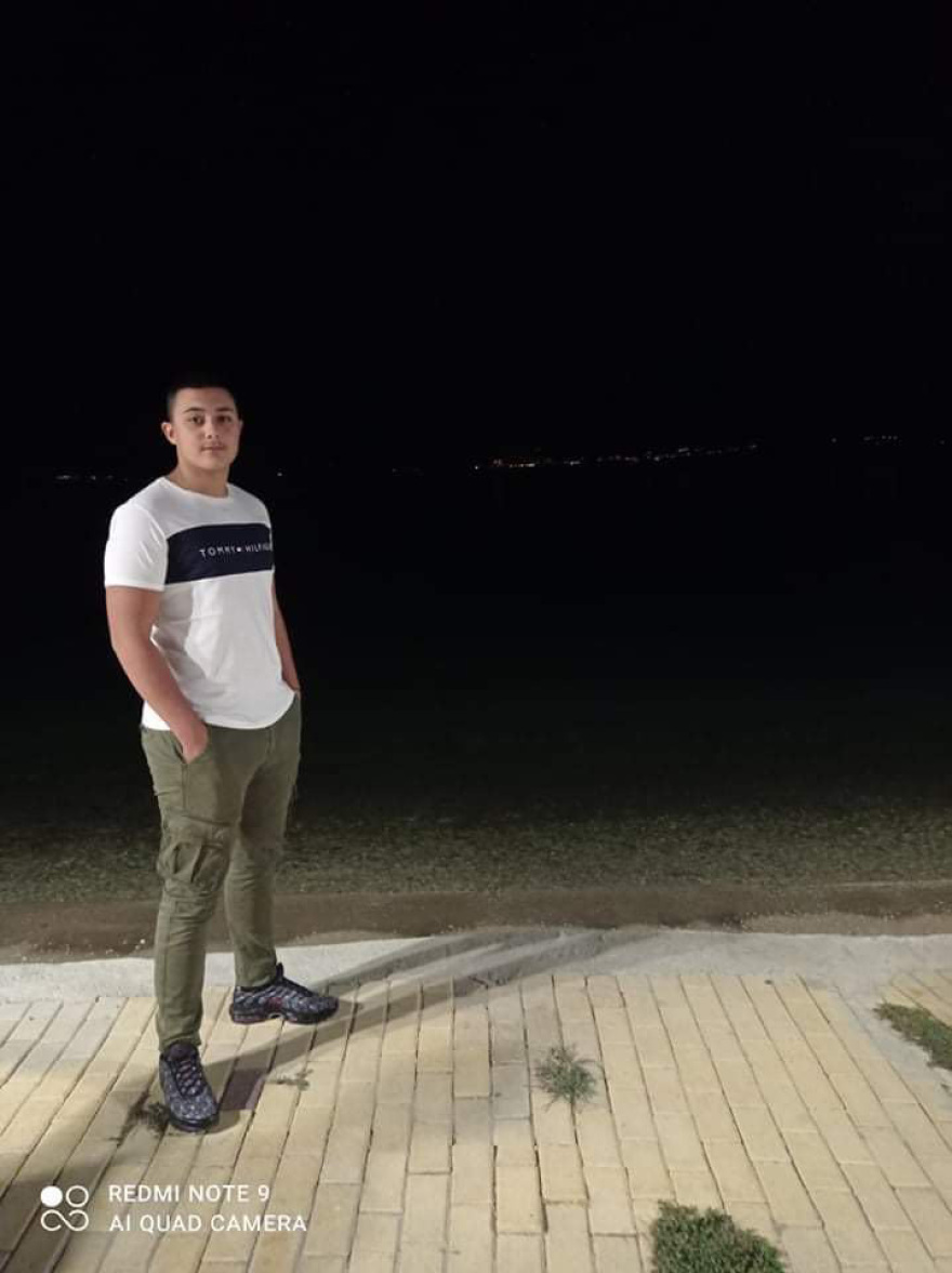 Μεσολόγγι: «Με κρατάει ζωντανή πως έδωσε ζωή σε εφτά ανθρώπους» λέει η μητέρα του 16χρονου Ντίνου