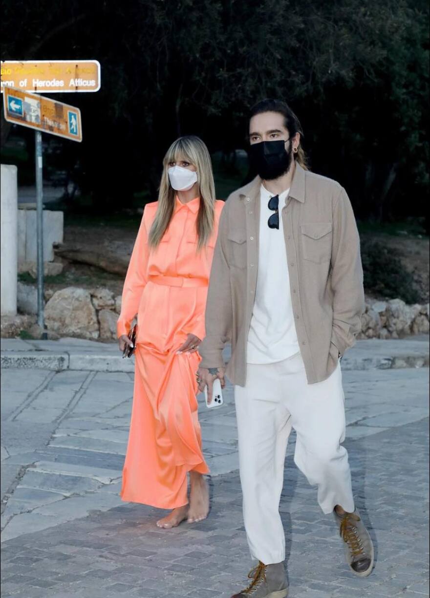 Χάιντι Κλουμ: Ξυπόλητη στο Θησείο 