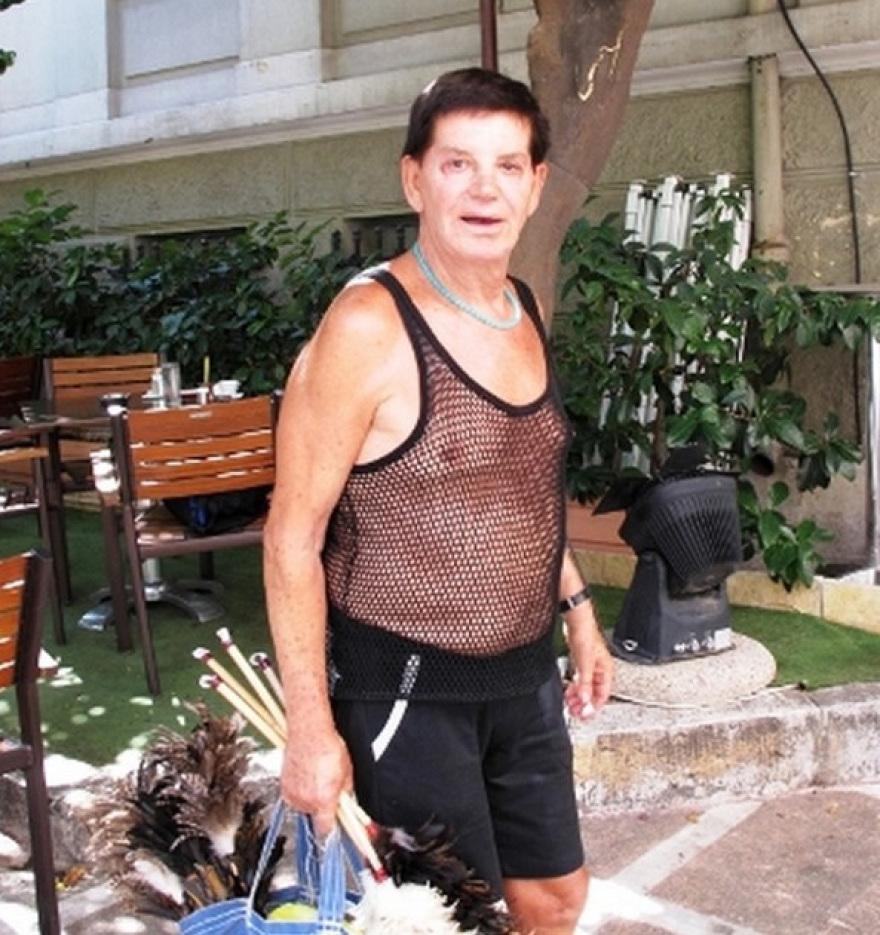 Έφυγε από τη ζωή η διάσημη «Φτερού» της Αθήνας - Η συναρπαστική ζωή του Ανδρέα Νομικού