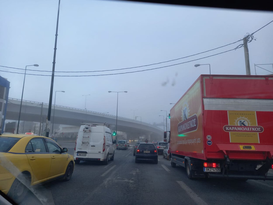 Καιρός: «Τοπίο στην ομίχλη» και υψηλές για την εποχή θερμοκρασίες