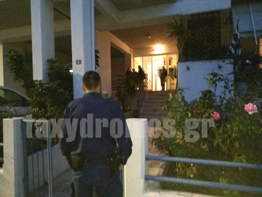 Βόλος - Η αδελφή της 75χρονης μιλά στο protothema.gr: «Ο βαφτισιμιός της την σκότωσε»