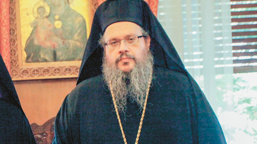 Εκκλησία και πανδημία: Οι ιεράρχες και τα μοναστήρια που... ευλογούν τους «ψεκ»