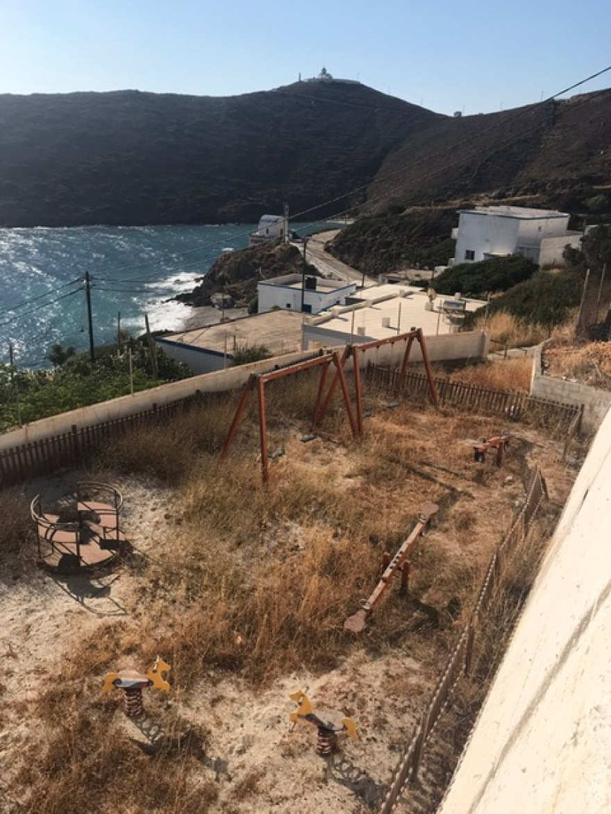 Θύμαινα : Μικρό νησί, μικρό σχολείο, πολλά προβλήματα