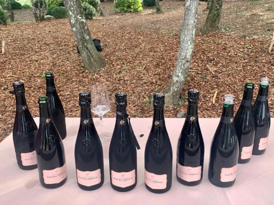 Τα πέντε όχι της Αντζελίνα Τζολί στον Μπραντ Πιτ για την αγορά του Chateau Miraval