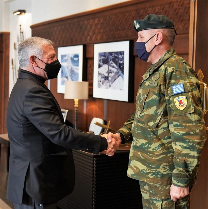 Δεκτός από τον βασιλιά της Ιορδανίας έγινε ο αρχηγός ΓΕΕΘΑ