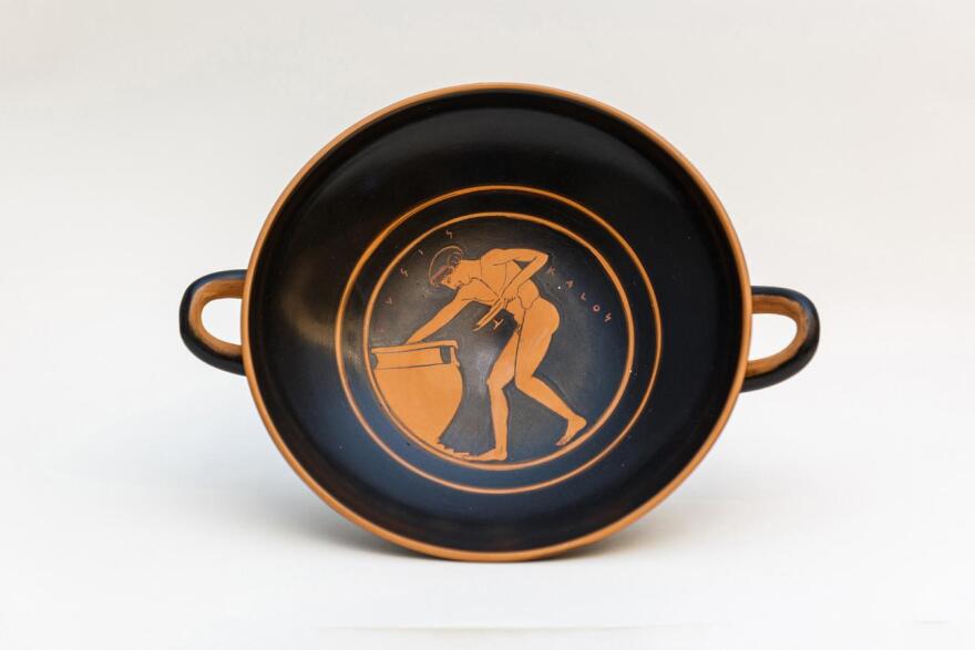 Αντικείμενα τέχνης, κοσμήματα και εκδόσεις εμπνευσμένα από το «Κάλλος» στο Μουσείο Κυκλαδικής Τέχνης