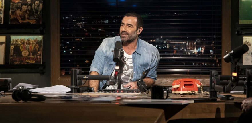 Η Adele στον Alpha και τα κορίτσια του Mega σαρώνουν