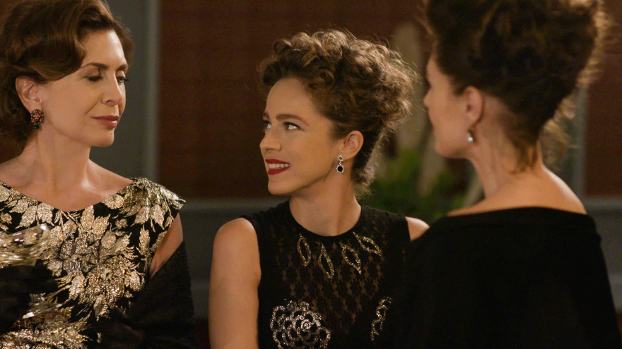 «Άγριες Μέλισσες»: Η συνύπαρξη του Δούκα και της Μυρσίνης με την Ασημίνα και τα παιδιά τους θα φέρει τριγμούς