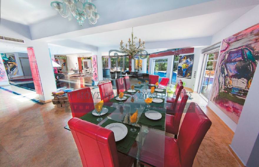  Πωλητήριο στη βίλα Βαλυράκη στην Ερέτρια μετά τον χαμό του Σήφη