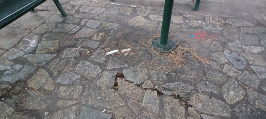 Δύο τραυματίες και έξι συλλήψεις έπειτα από άγριο ξύλο μεταξύ συμμοριών ανηλίκων στα νότια προάστια