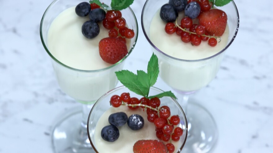 Xειμωνιάτικες συνταγές με έντονα αρώματα προτείνει ο Άκης Πετρετζίκης στο «Kitchen Lab» 