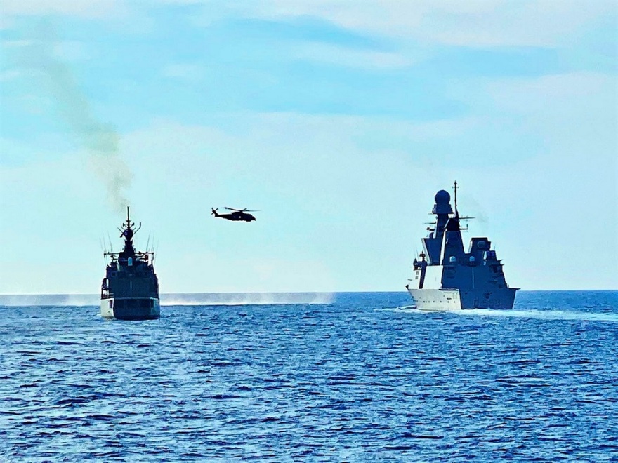 ΓΕΕΘΑ: Συνεκπαίδευση πλοίων του Πολεμικού Ναυτικού με αντιτορπιλικό της Ιταλίας