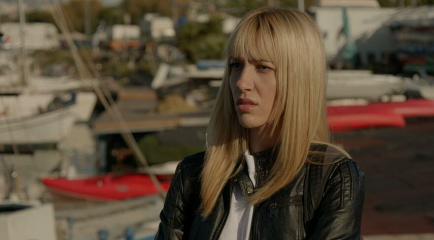 Στο «Αύριο Μας Ανήκει» η Φανή βλέπει την Κορίνα στην αγκαλιά του Μίλτου 