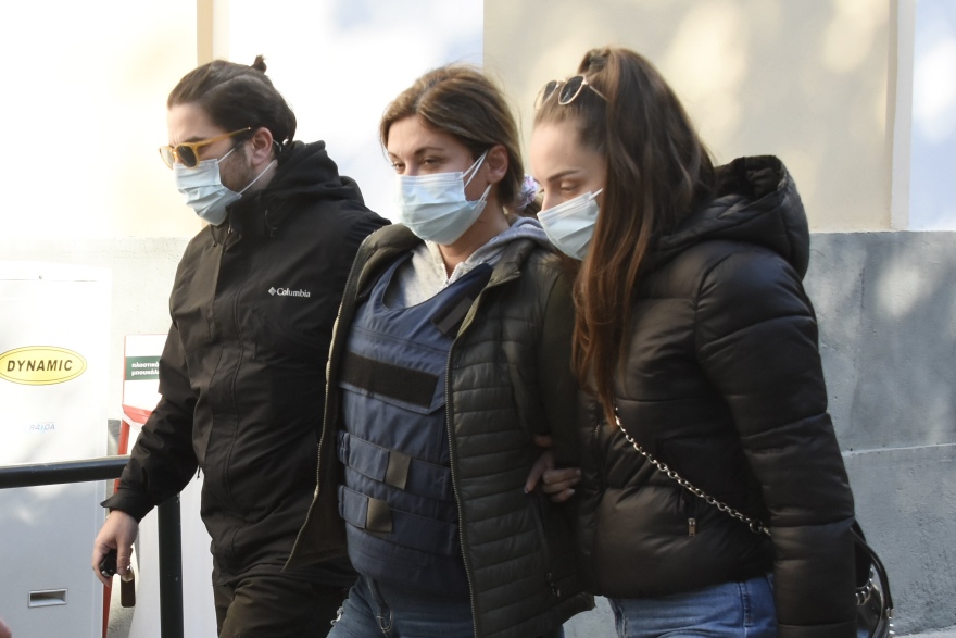 Πυροβολισμοί στο Χαλάνδρι: Ποινική δίωξη για πέντε αδικήματα σε βάρος της Κλοντιάνα Τσέλο