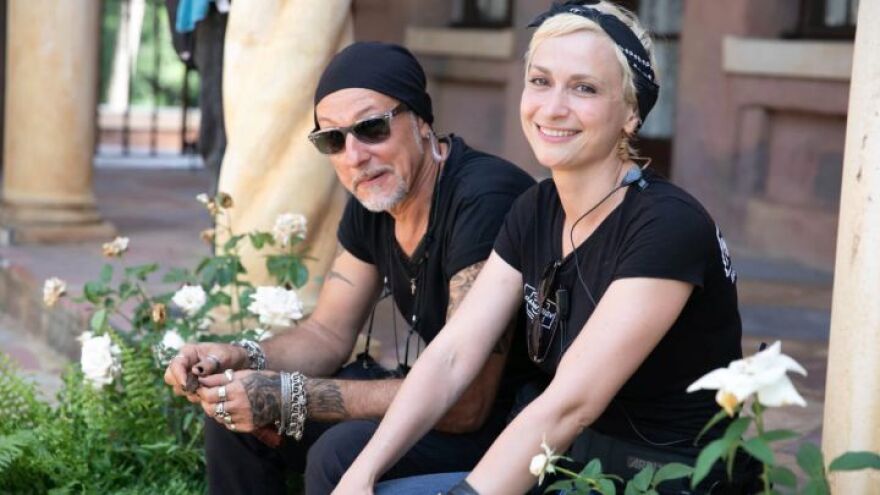 Κατατέθηκε μήνυση εναντίον του Άλεκ Μπάλντουιν για τον πυροβολισμό της Χαλίνα Χάτσινς