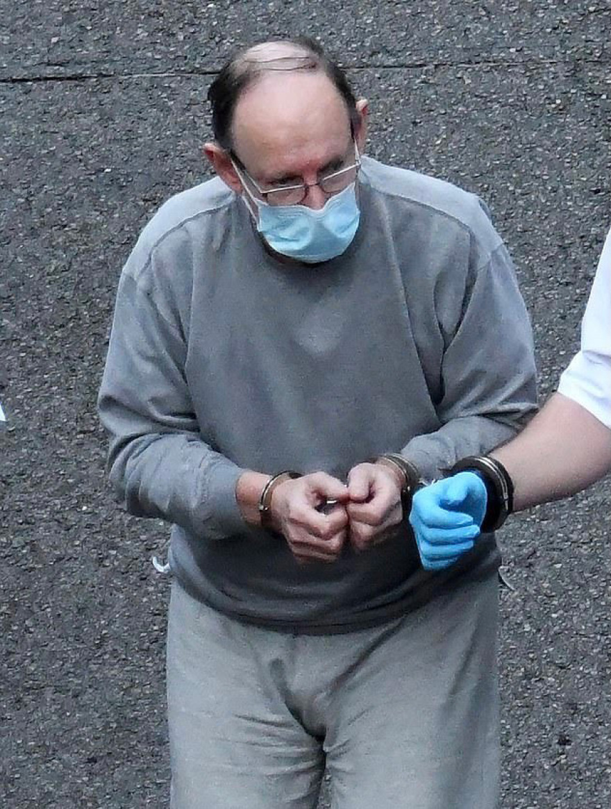 Η ιστορία του νεκρόφιλου Ντέιβιντ Φούλερ ξεπερνά και το σενάριο του πιο φρικιαστικού θρίλερ