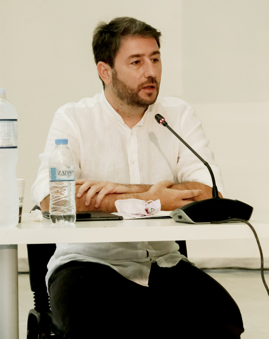 Εκλογές ΚΙΝΑΛ: Όλοι οι άνθρωποι των υποψήφιων προέδρων