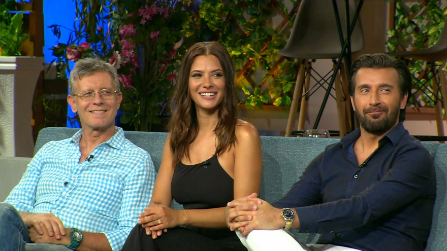 Οι ηθοποιοί της σειράς «Κομάντα και Δράκοι» έρχονται στο «Celebrity Game Night» 