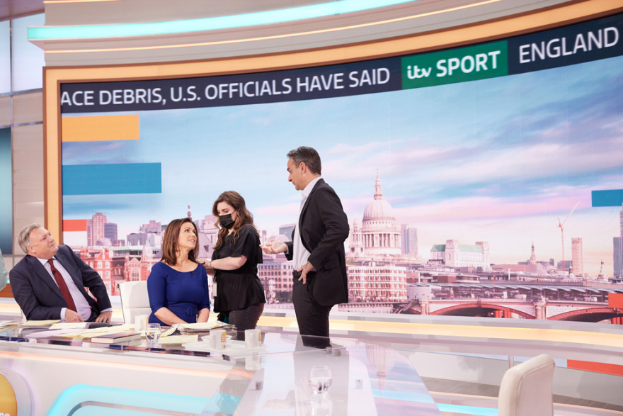 «Να ανταλλάξουμε τον Τζόνσον με τον Μητσοτάκη» -  Δείτε τα σχόλια των Βρετανών στο twitter μετά την συνέντευξη Μητσοτάκη