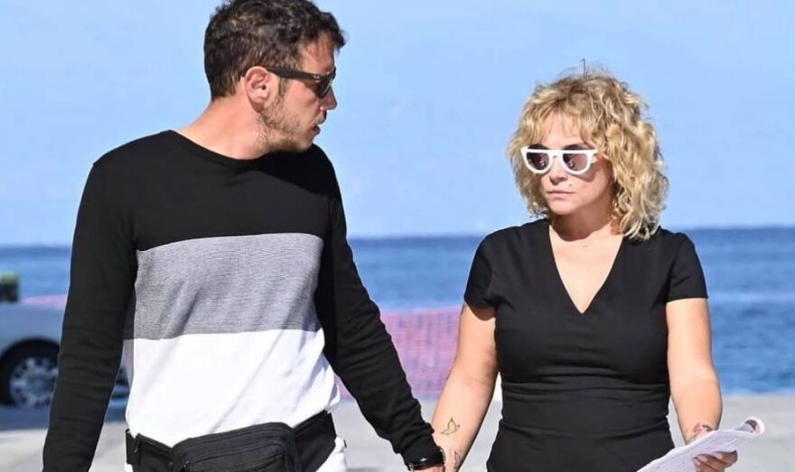 «Ο έγγαμος βίος είναι πολύ ωραίος, είναι κάτι καινούργιο και το απολαμβάνω» λέει η Ελεωνόρα Ζουγανέλη 