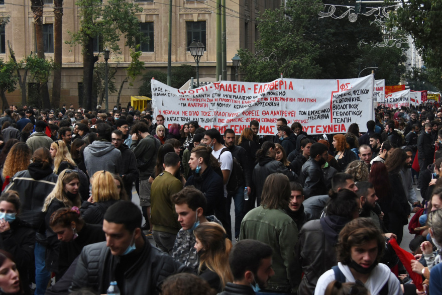 Πολυτεχνείο: Ειρηνική η πορεία για την 48η επέτειο