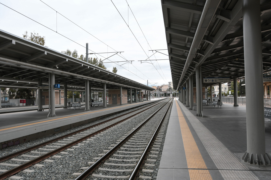 «Χειρόφρενο» σήμερα σε ΗΣΑΠ, Μετρό και Τραμ - Στάση εργασίας στα λεωφορεία - Χωρίς δακτύλιο η Αθήνα