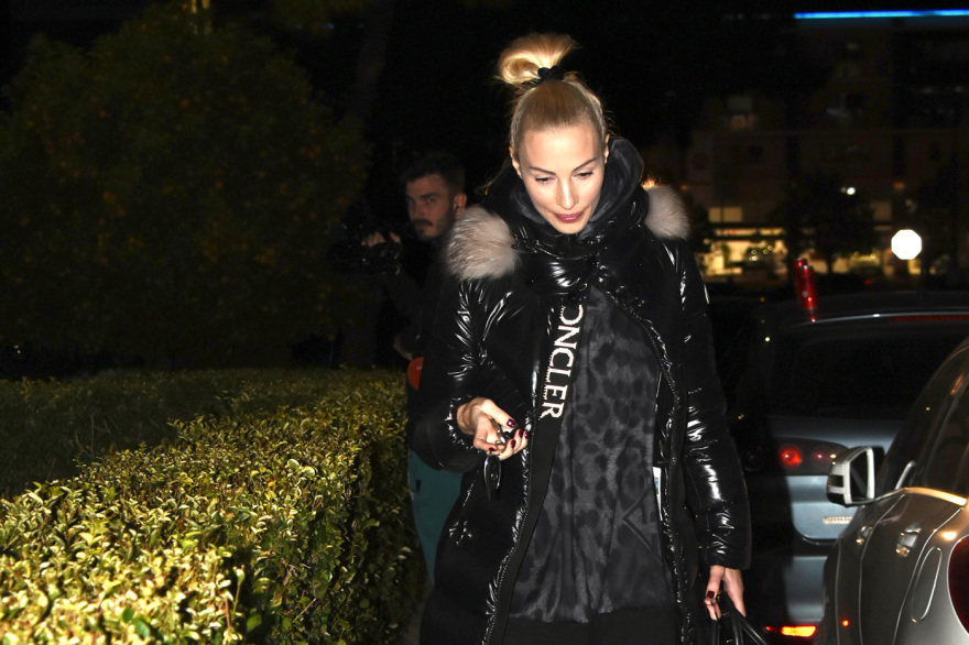 «Μη μιλήσεις, θα σε σφάξω»: Η πρώην Σταρ Ελλάς Διονυσία Κουκίου περιγράφει τον τρόμο που έζησε από 3 ληστές