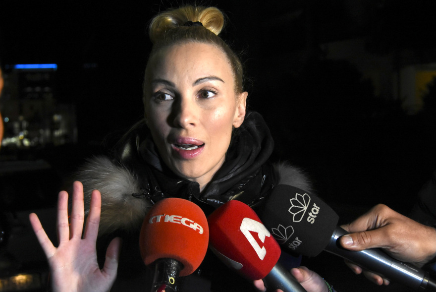 «Μη μιλήσεις, θα σε σφάξω»: Η πρώην Σταρ Ελλάς Διονυσία Κουκίου περιγράφει τον τρόμο που έζησε από 3 ληστές