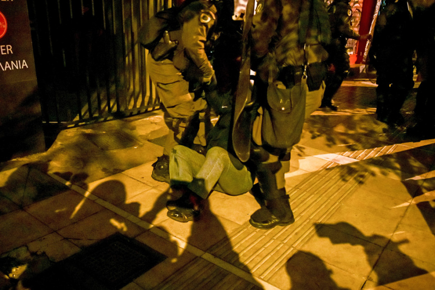 Δέκα συλλήψεις για τα επεισόδια σε Αθήνα και Θεσσαλονίκη μετά την πορεία για το Πολυτεχνείο