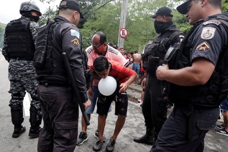  «Λαοθάλασσα» και επεισόδια κατά την αναχώρηση της Φλαμέγκο για τον τελικό του Κόπα Λιμπερταδόρες - Δείτε βίντεο