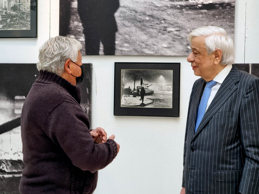 Προκόπης Παυλόπουλος: «Αναμφίβολα, ο κ. Αριστοτέλης Σαρρηκώστας είναι ο πλέον έγκριτος εν ζωή Έλληνας φωτορεπόρτερ»
