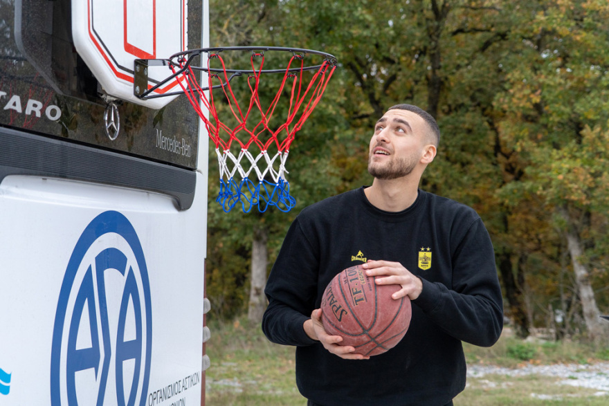 Καμπάνια του ΟΑΣΘ με τη συμμετοχή πέντε κορυφαίων αθλητών