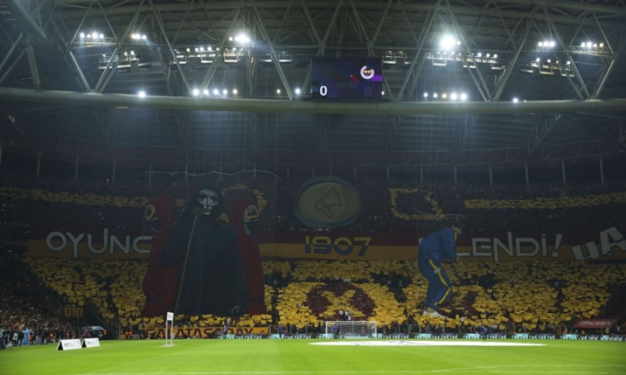 Γαλατασαράι: Το κορυφαίο κορεό της περιόδου εμπνευσμένο από το Squid Game