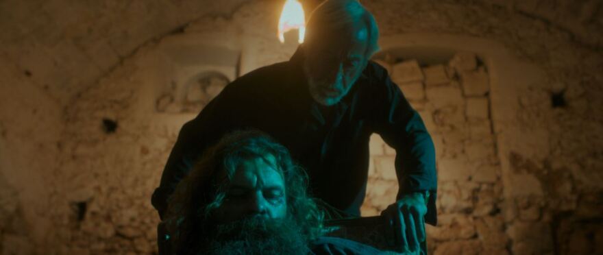 Στα «Κομάντα και Δράκοι» οι χωριανοί χωρίζονται σε παρατάξεις και ετοιμάζονται για επίθεση 