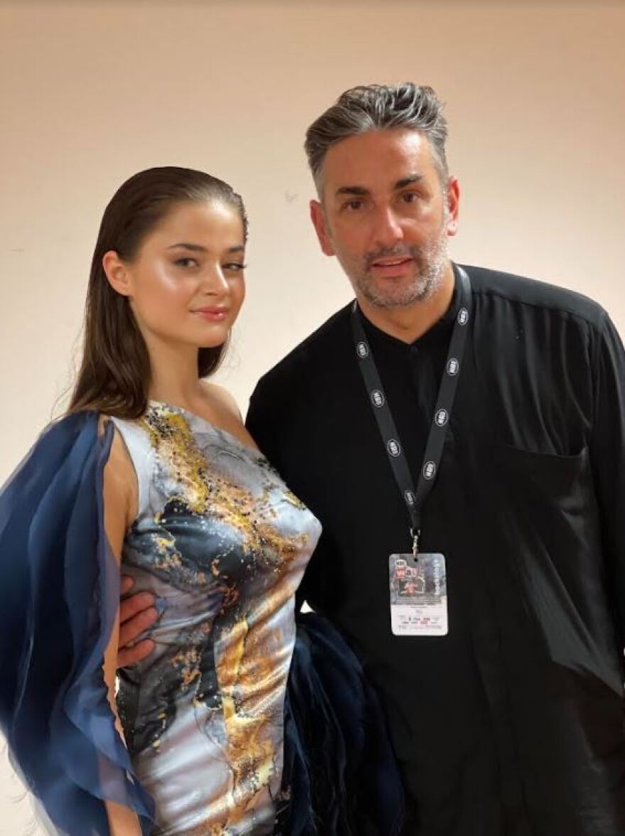 Εντυπωσιακές παρουσίες στο Madwalk 2021, δείτε backstage φωτογραφίες