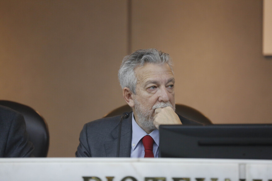 Πρώην υπουργοί ενώνουν δυνάμεις κατά των καθυστερήσεων στην απονομή της Δικαιοσύνης