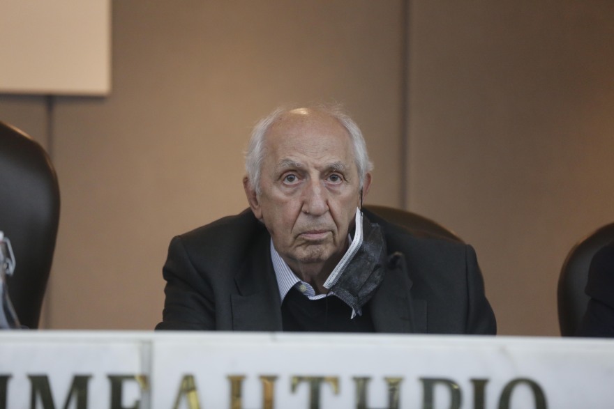 Πρώην υπουργοί ενώνουν δυνάμεις κατά των καθυστερήσεων στην απονομή της Δικαιοσύνης