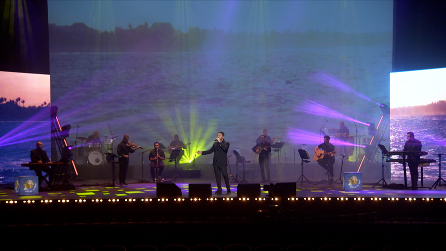 Το «Σπίτι με το MEGA» υποδέχεται τον Γιώργο Γιαννιά για ένα αξέχαστο μουσικό πάρτι